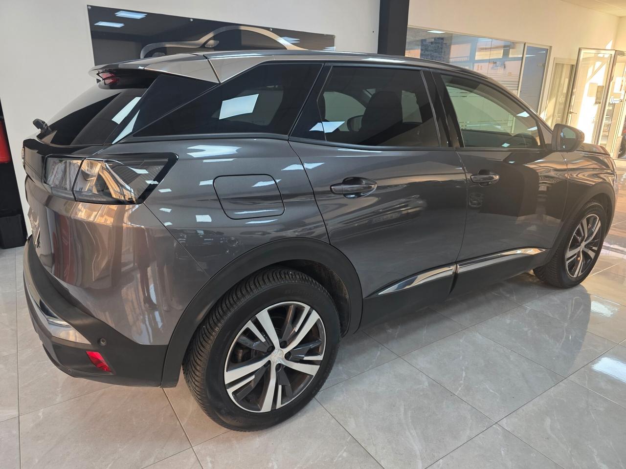 Peugeot 3008 BlueHDi 130 S&S EAT8 Allure