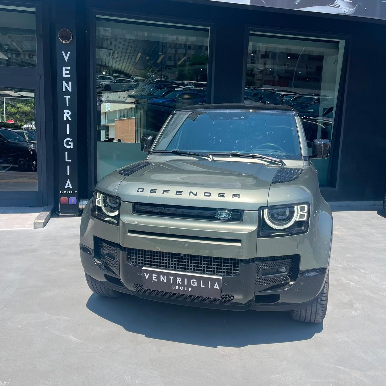 Land Rover Defender 110 3.0D I6 200 CV AWD Auto X-Dynamic SE