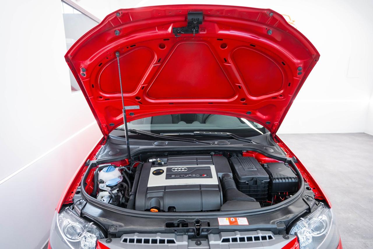 Audi S3 MANUALE