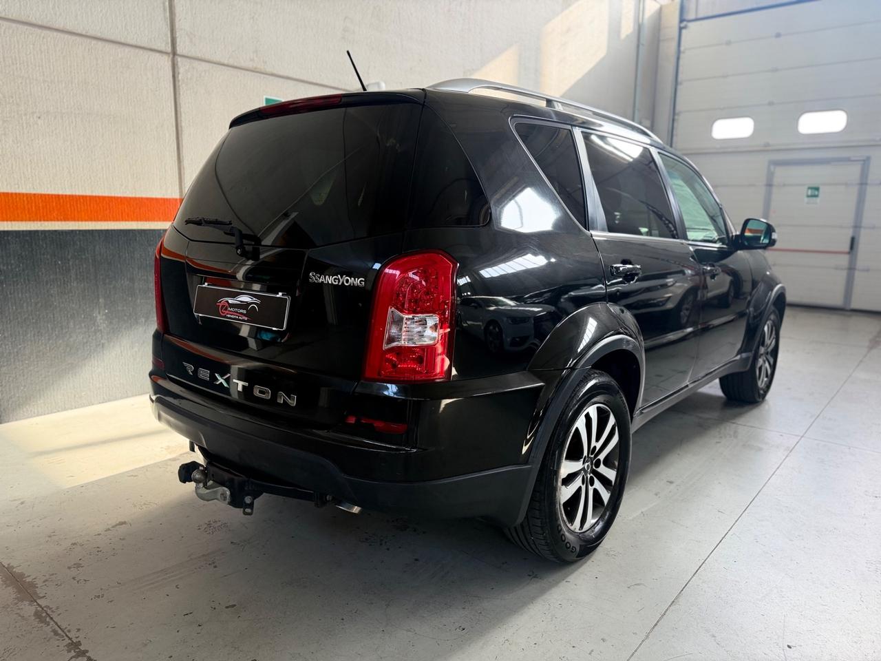 Ssangyong Rexton W 2.0 Xdi 4WD A/T Top GANCIO TRAINO