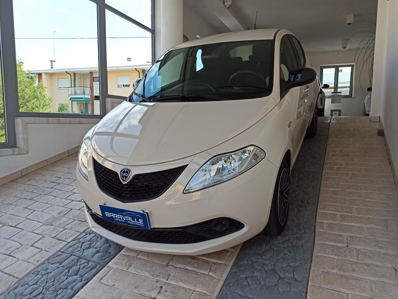 Lancia Ypsilon 1.2 69 CV 5 porte S&S Gold