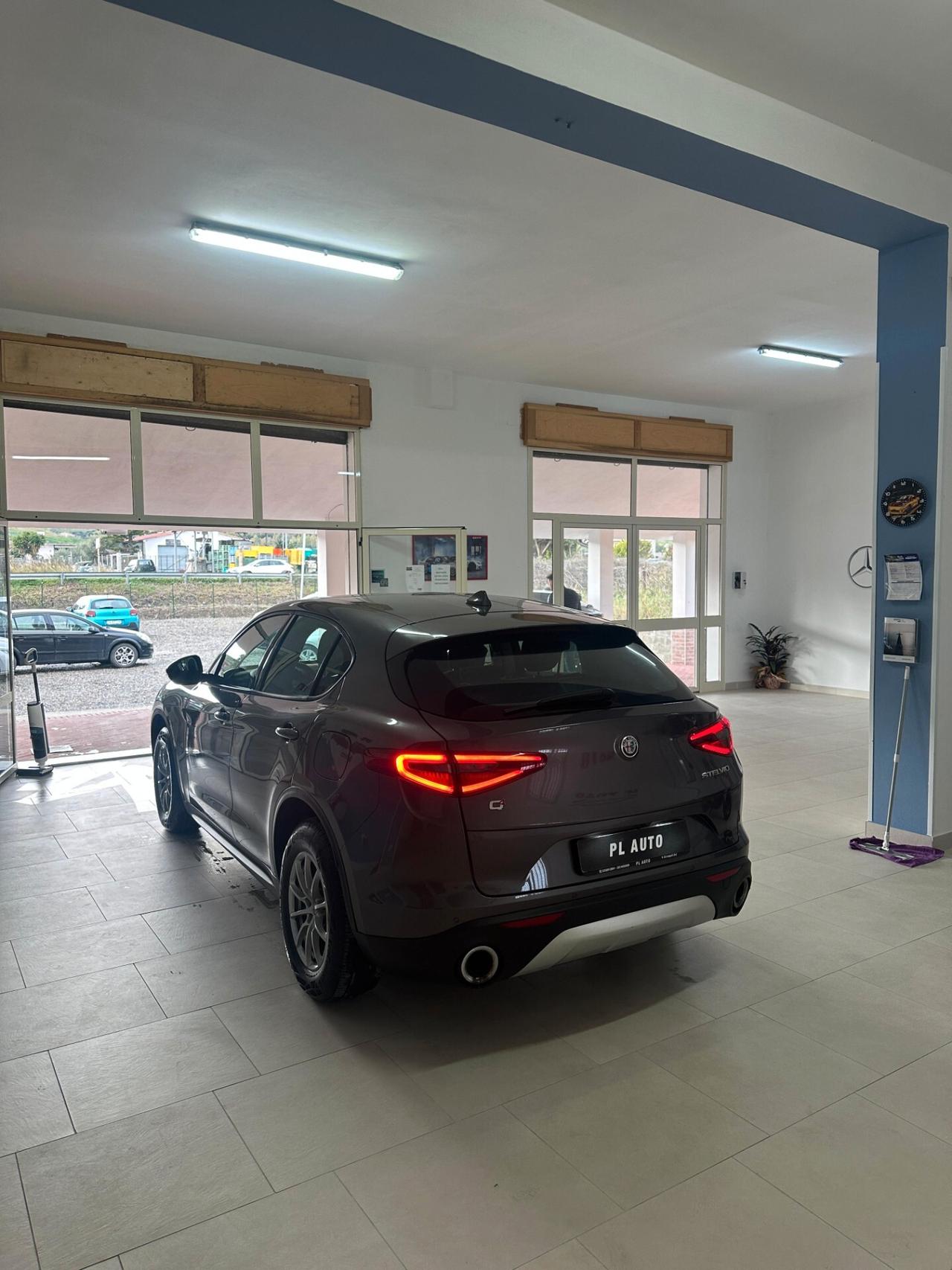 Alfa Romeo Stelvio 2.2 Turbodiesel 210 CV AT8 Q4 Executive