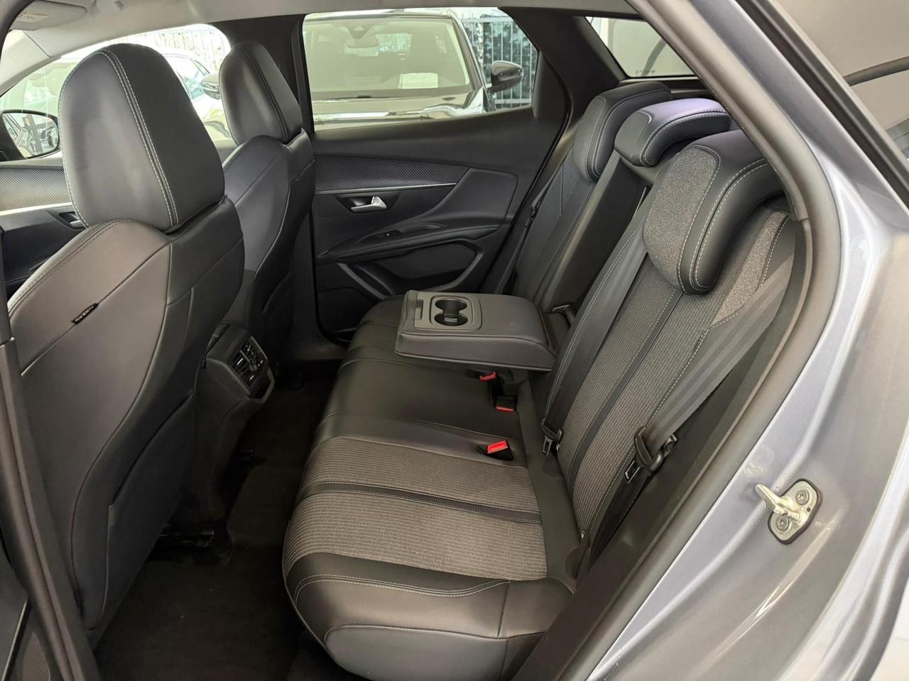 Peugeot 3008 BlueHDi 130 S&S EAT8 Allure Pack