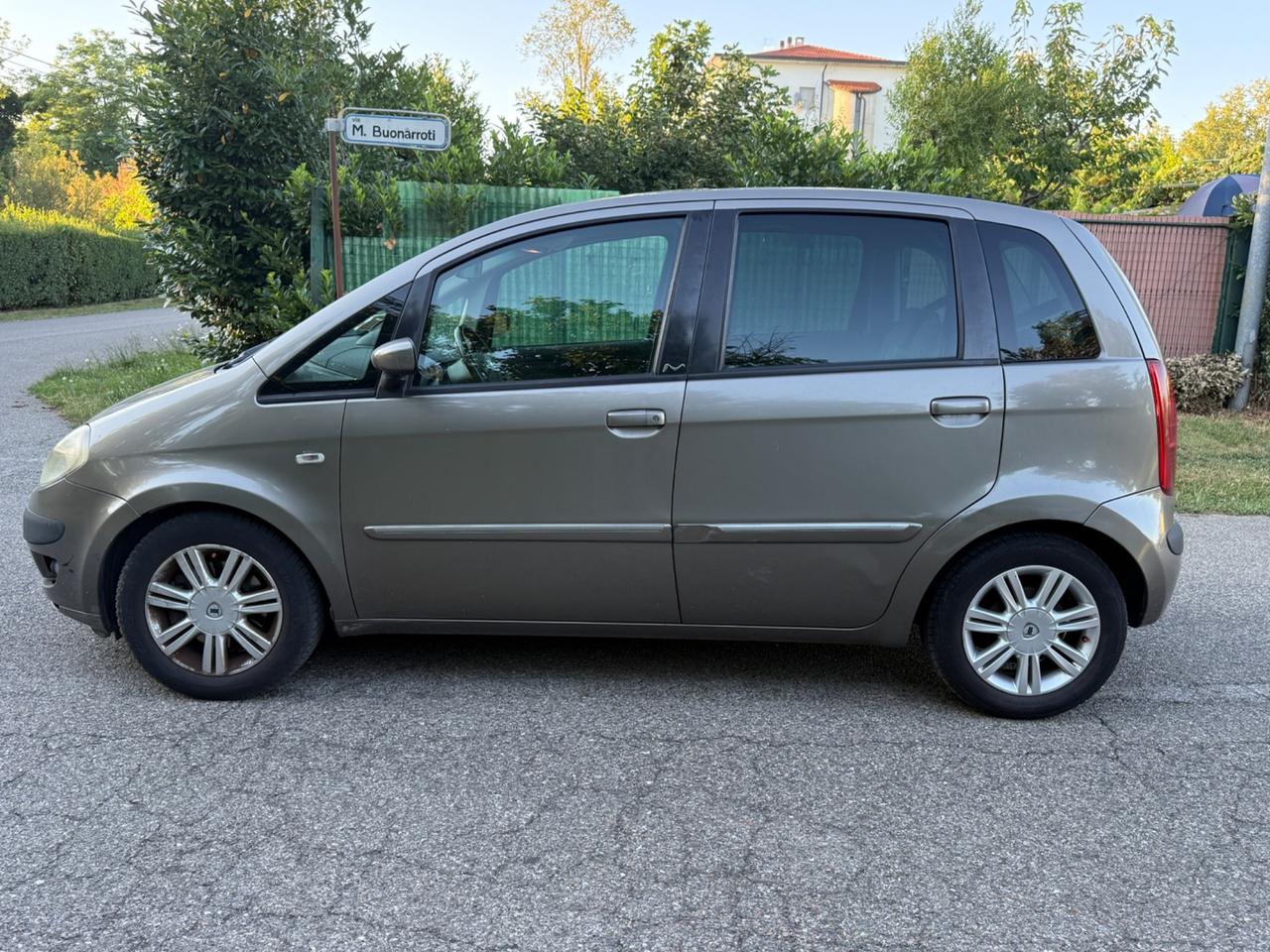 Lancia MUSA 1.9 Multijet Oro