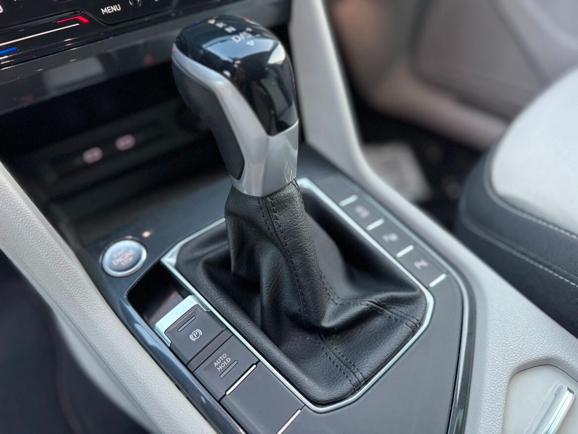Volkswagen Tiguan 2.0 TDI 150 CV SCR DSG Elegance