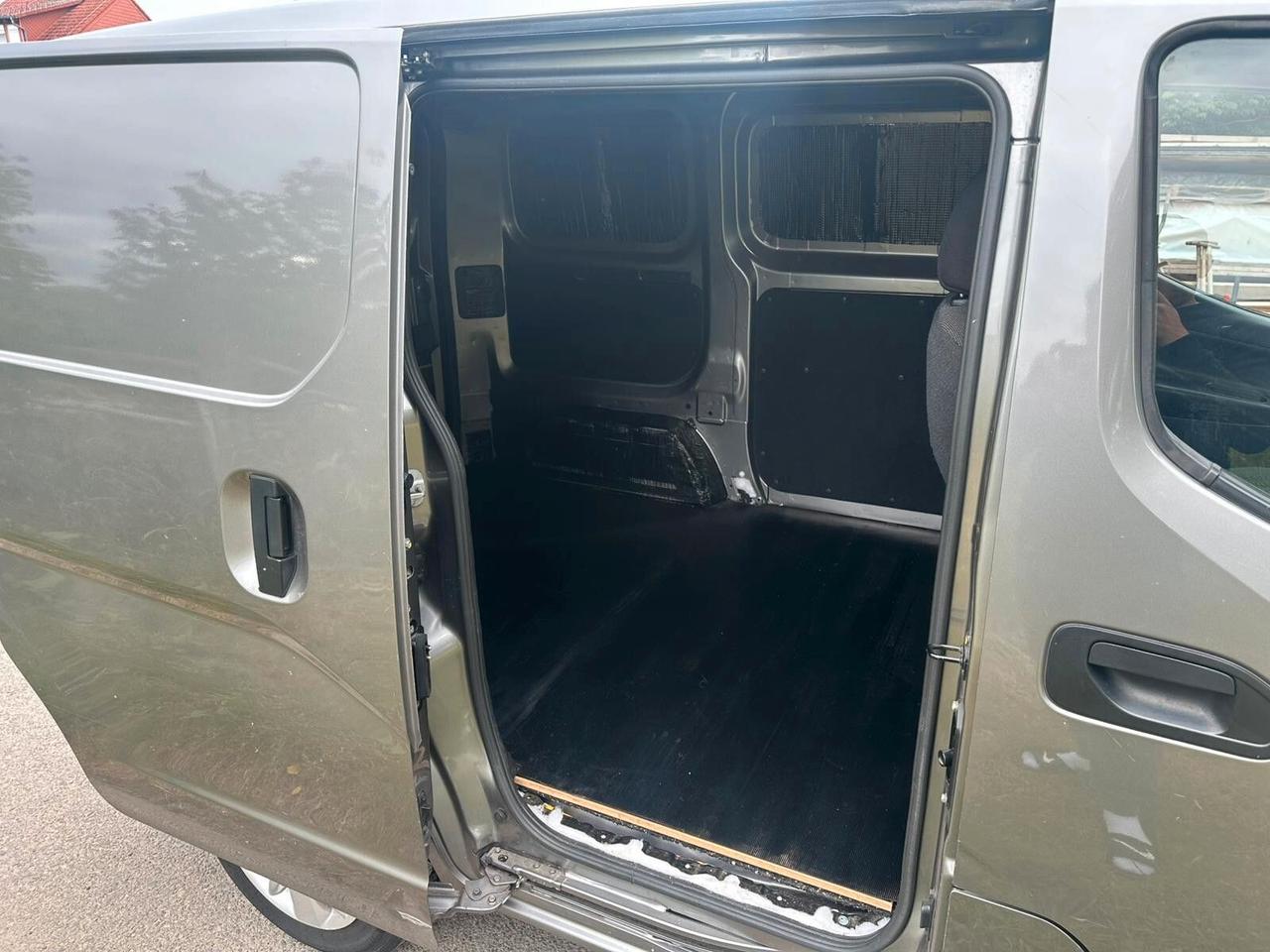 Nissan NV200 diesel EURO 6 Pochi km