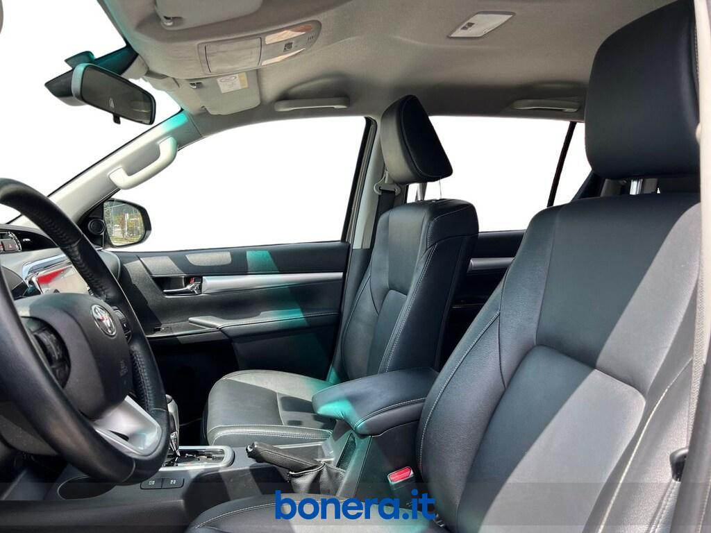 Toyota Hilux Double Cab 2.8 D Executive 4WD A/T