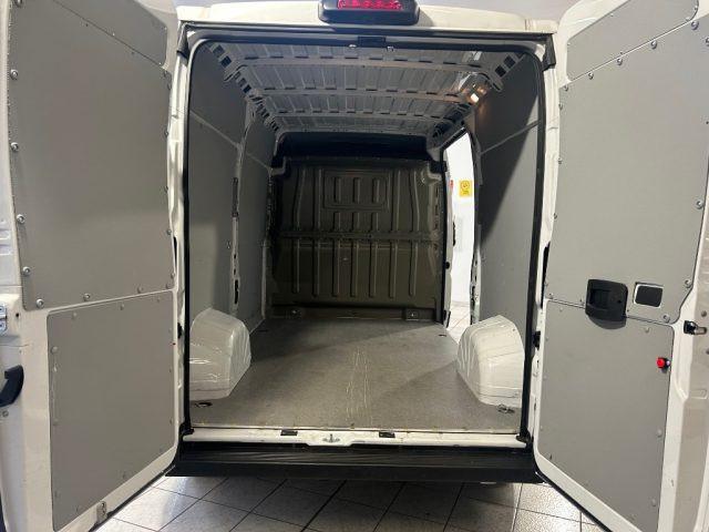 PEUGEOT Boxer 333 2.2 BlueHDi 140 S&S PM-TN Furgone - NO VINCOLI