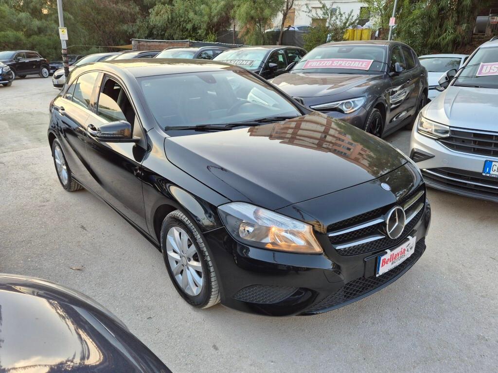 Mercedes A 180 d business 110cv