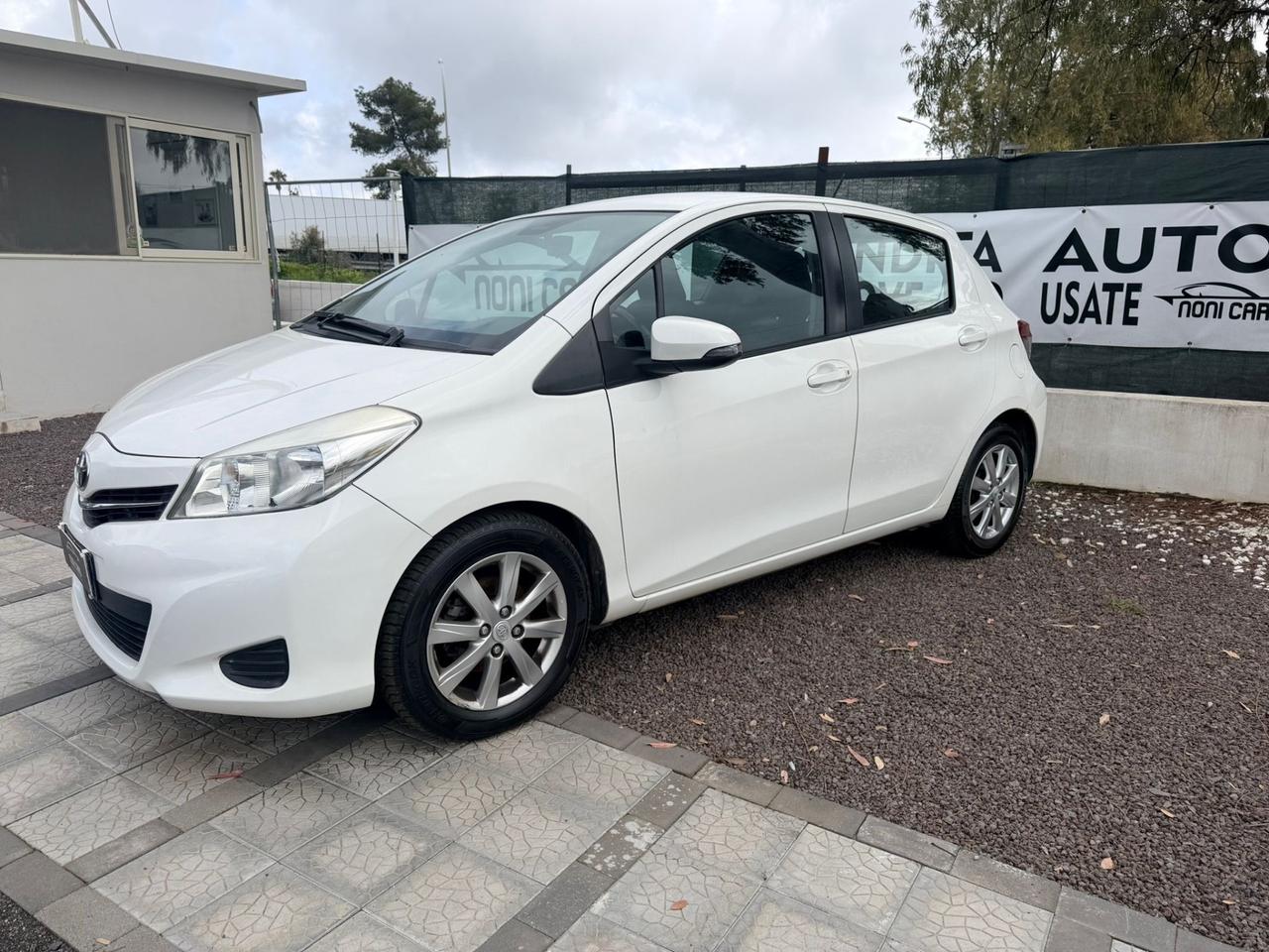 Toyota Yaris 1.4 D-4D 5 porte Lounge