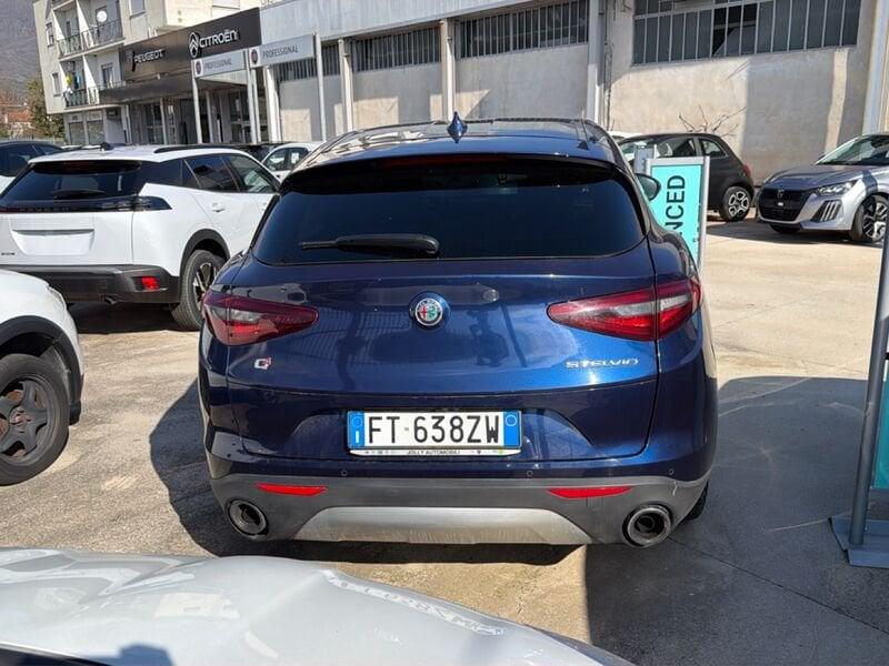 Alfa Romeo Stelvio 2.2 t Lusso Q4 210cv auto