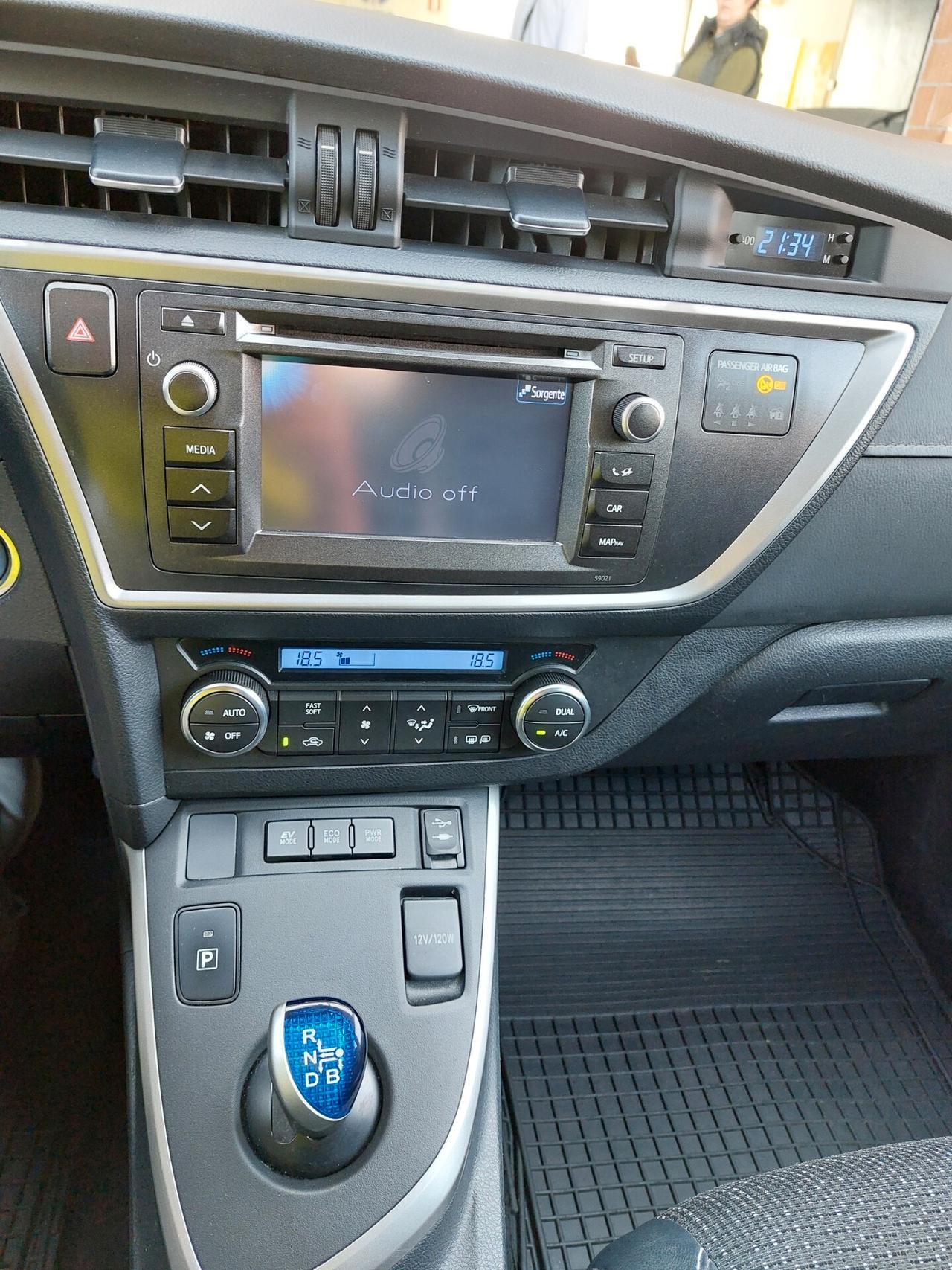 Toyota Auris Touring Sports 1.8 Hybrid UNICO PROPRIETARIO