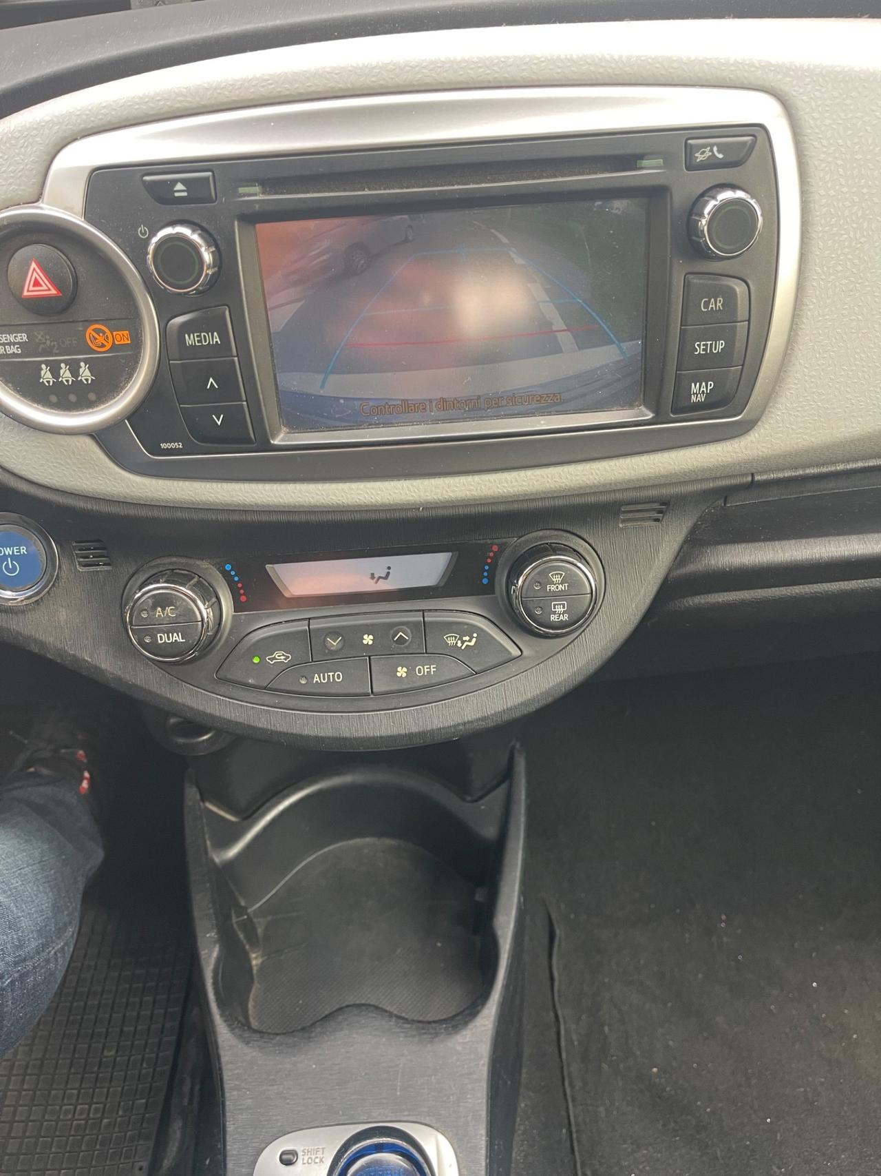 Toyota Yaris 1.5 Hybrid 5 porte Lounge