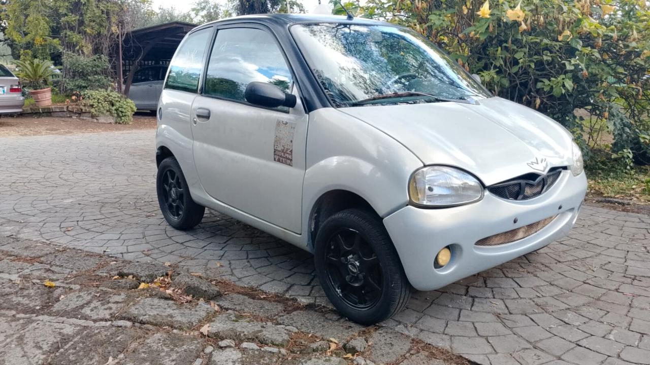 Microcar Chatenet CH16 Minicar Quadriciclo Patente AM B1 HI-FI CASSE SUB 2007