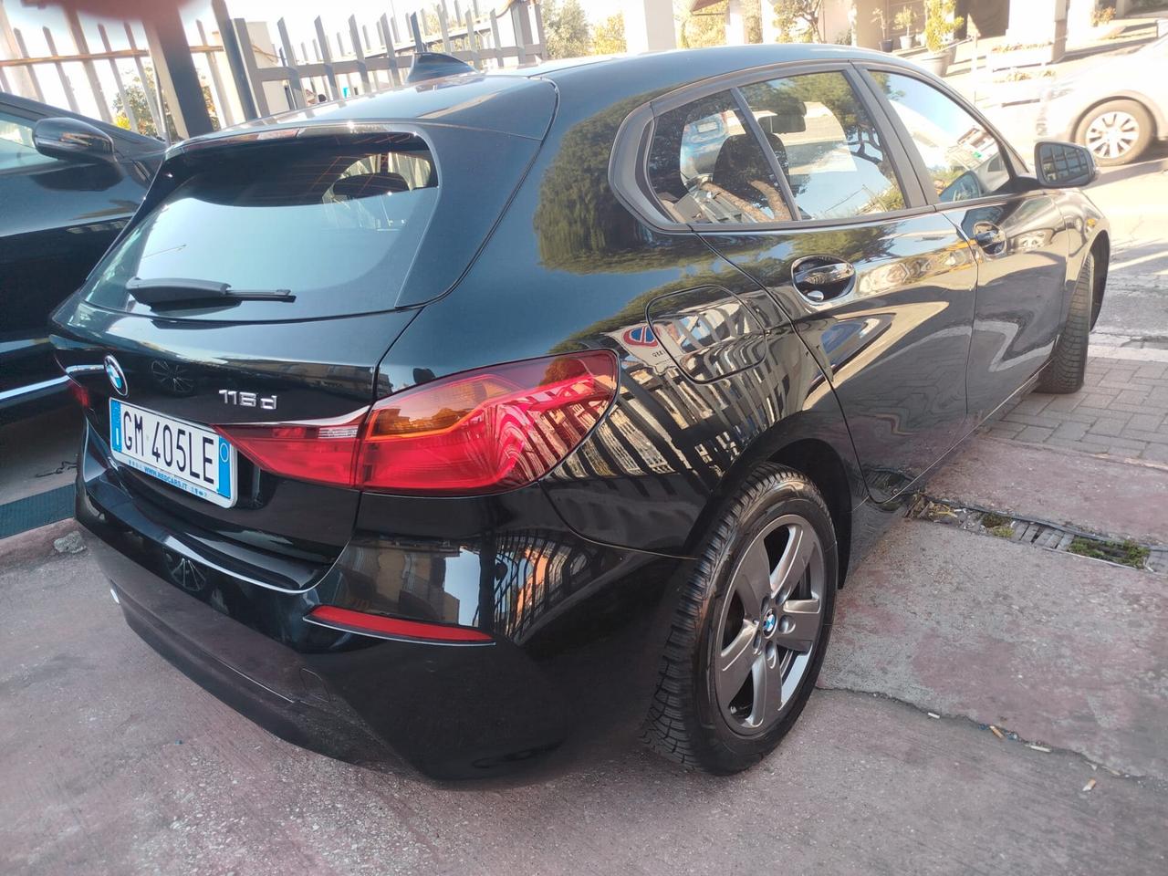 BMW 116d AUTOMATICO* PREZZO VERO * UNIPRO-KM CERTI-IVA DEDUCIBILE