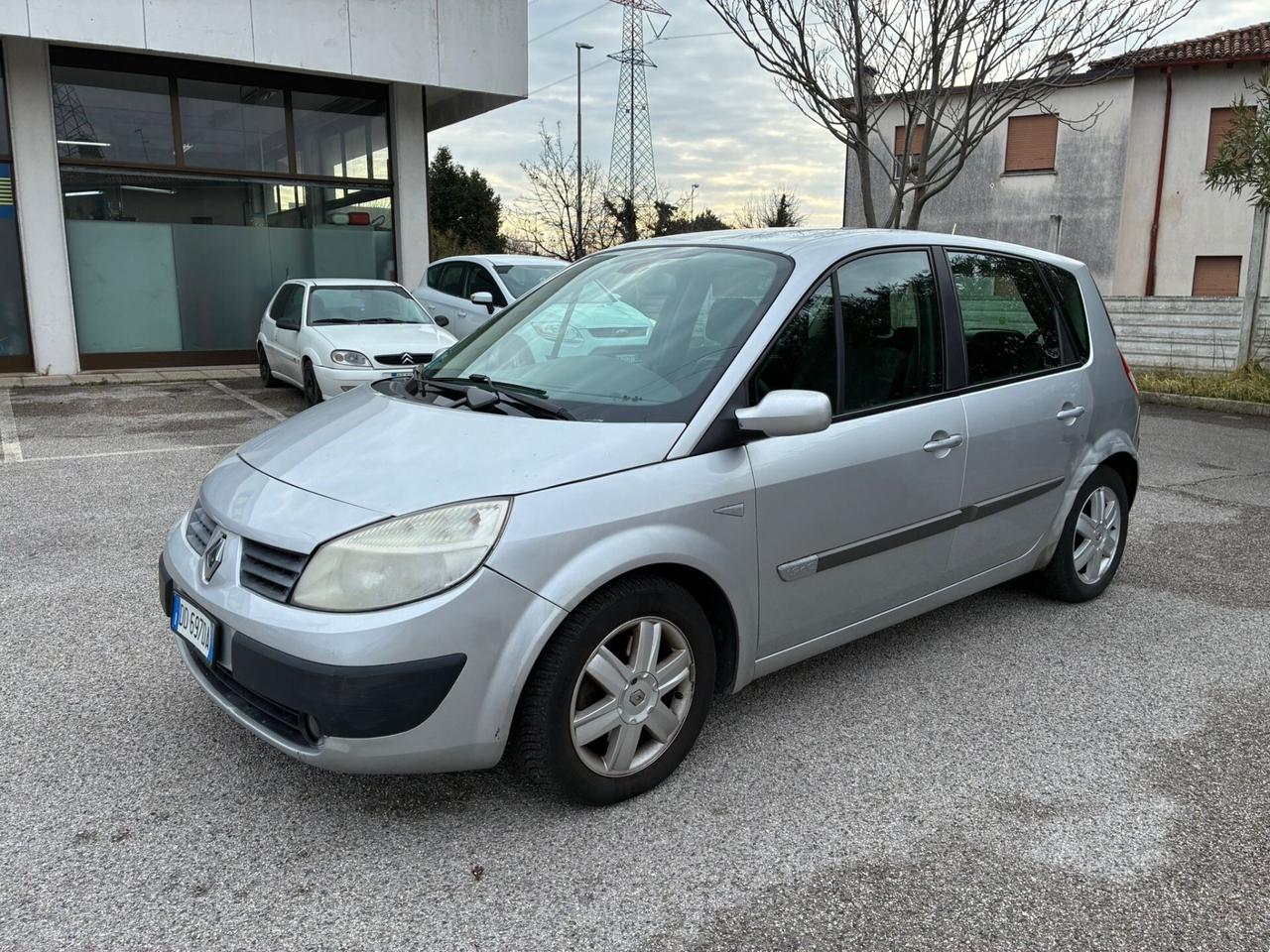 Renault Scenic 1.9 dCi 130CV Serie Speciale Exception