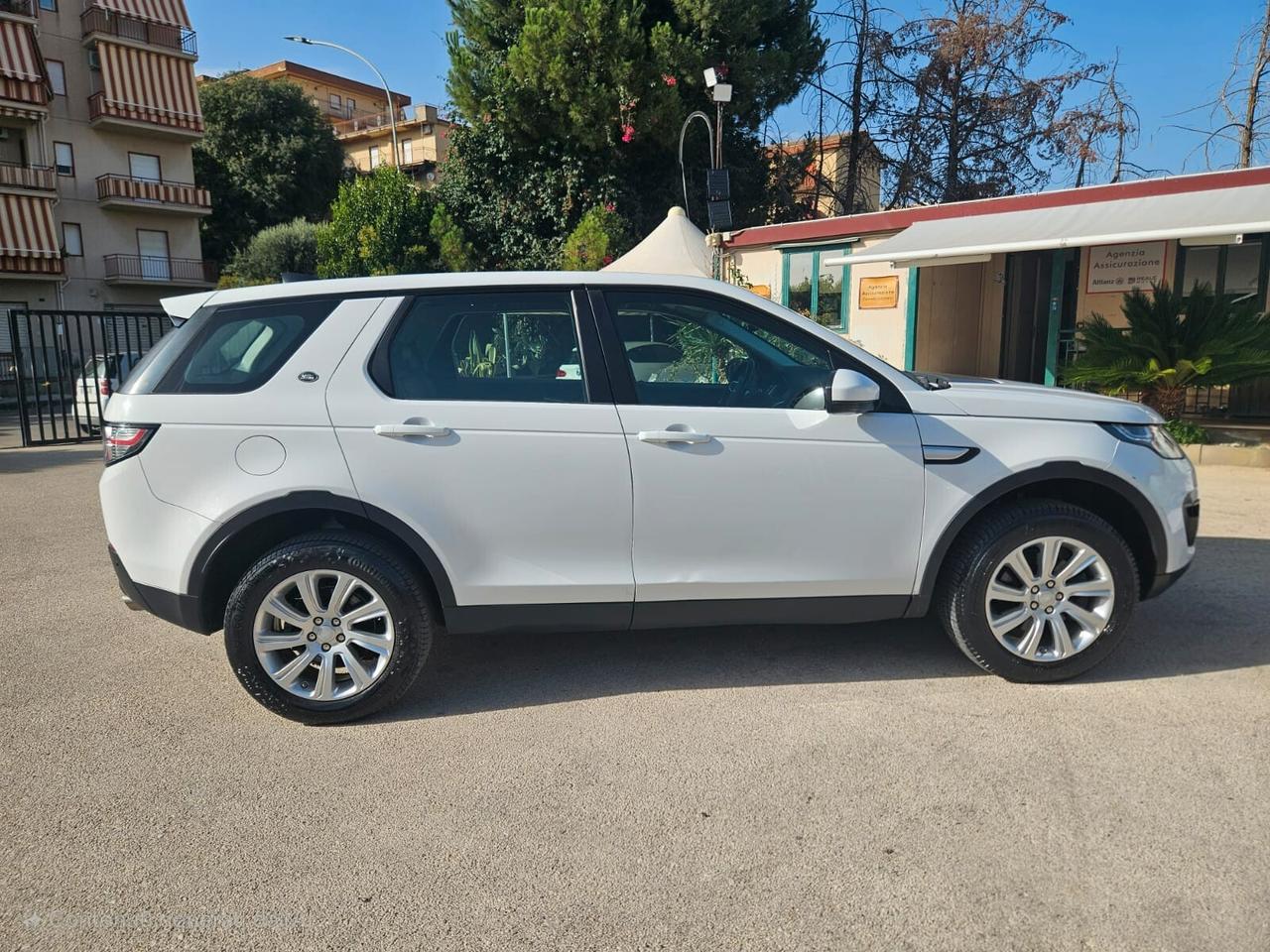 Land Rover Discovery Sport 2.0 TD4 180 CV HSE