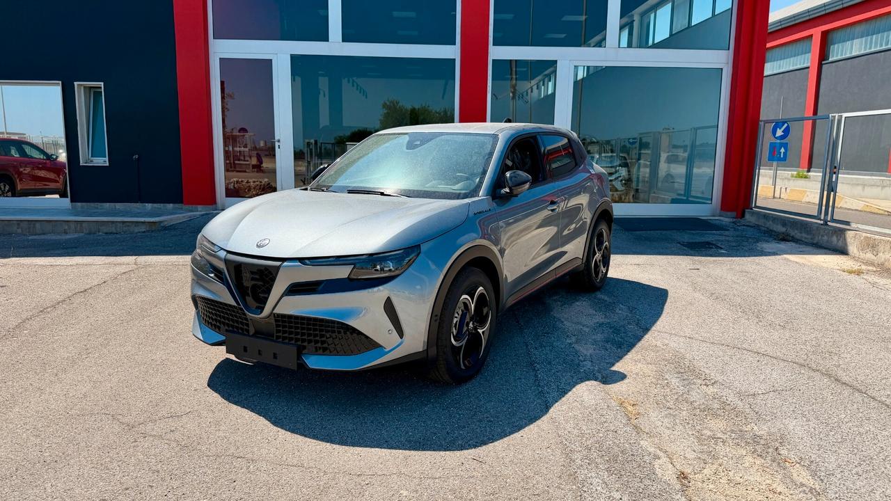 Alfa Romeo Junior 1.2 145 CV Hybrid eDCT6 Speciale