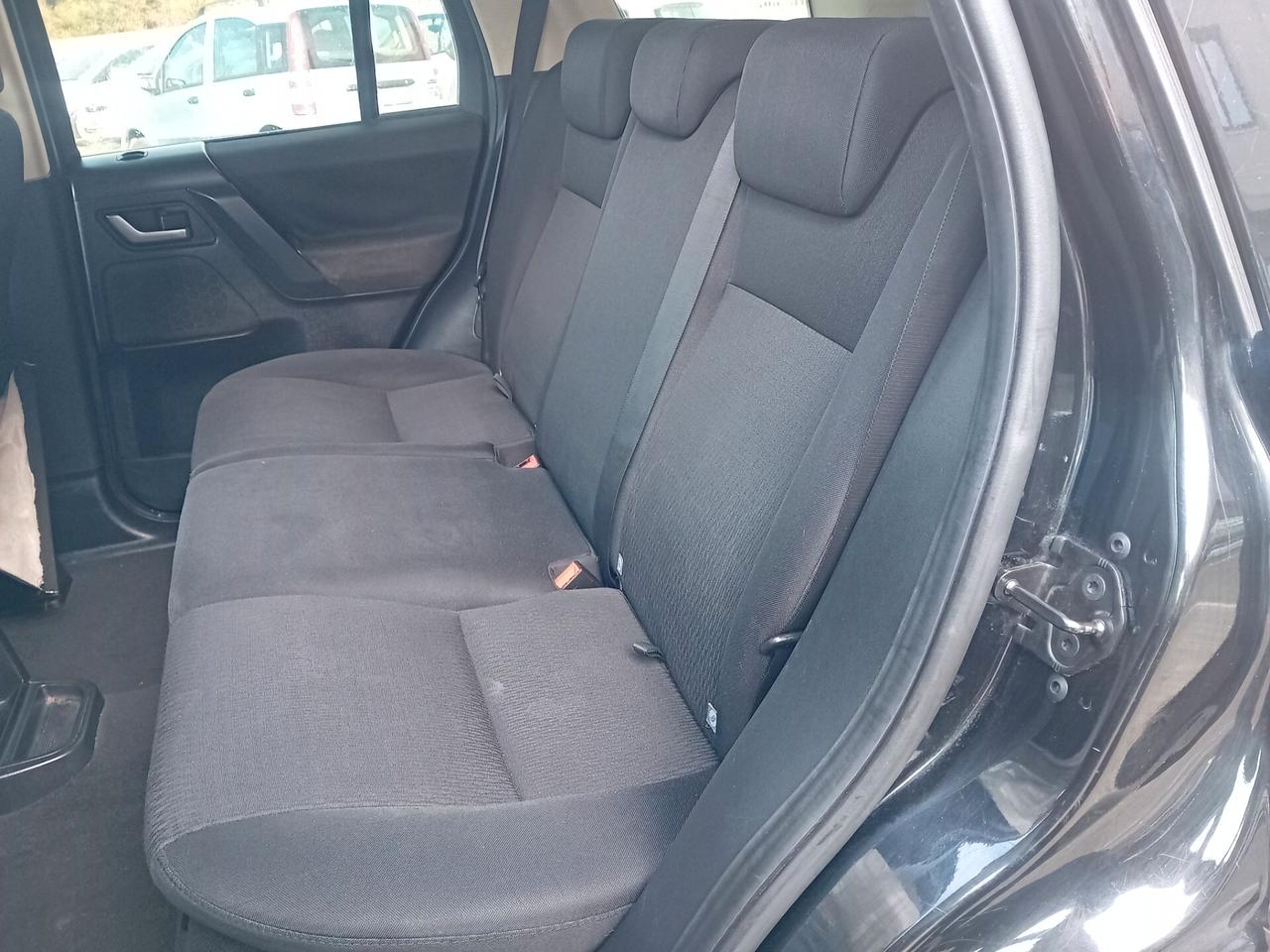 Land Rover Freelander 2.2 TD4 S.W. SE