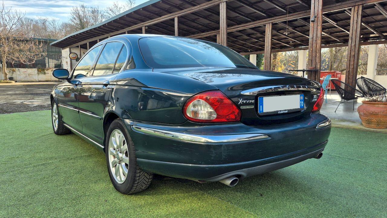 Jaguar X-Type 2.5 V6 AWD Executive – 2002