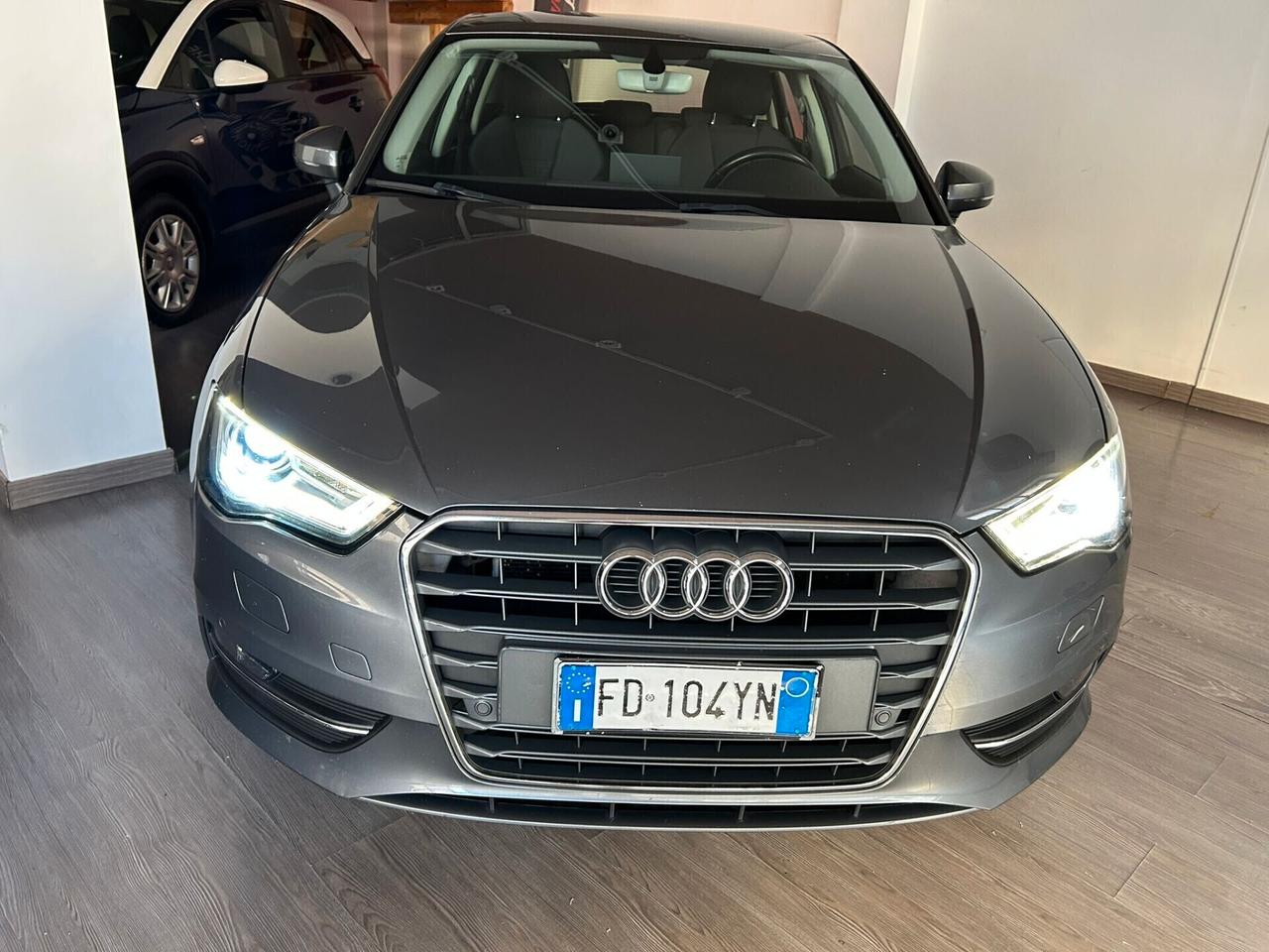 Audi A3 1.6 TDI clean diesel S tronic Ambition