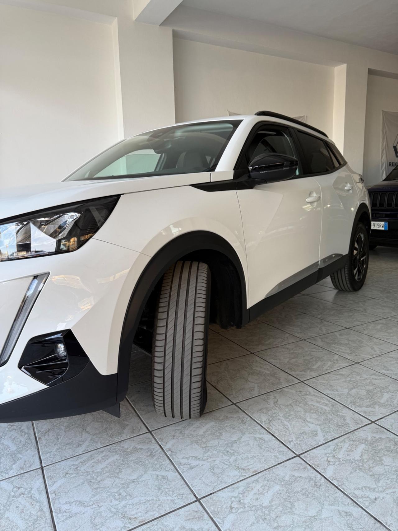 Peugeot 2008 BlueHDi 130 S&S EAT8 Allure