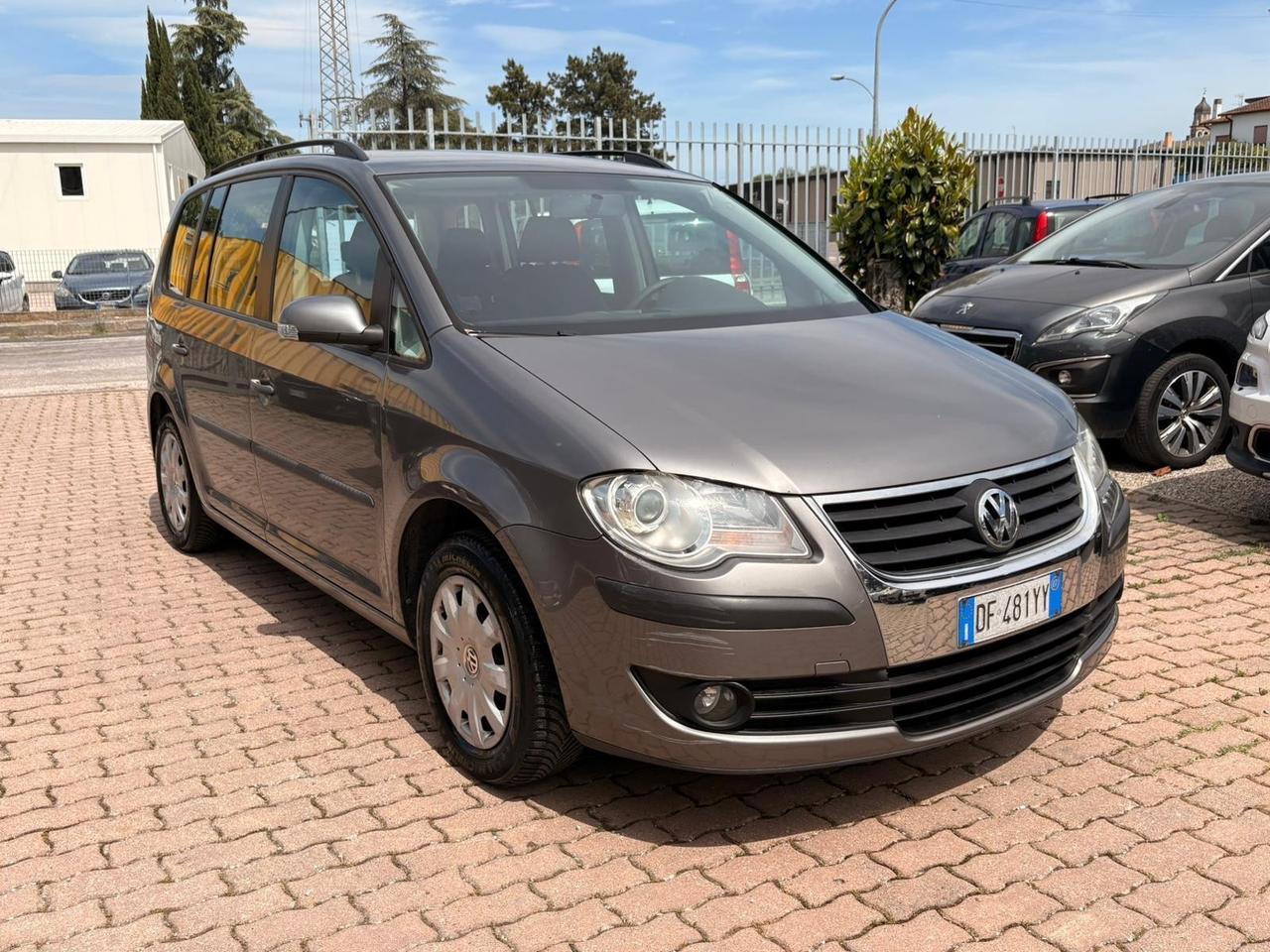 Volkswagen Touran 1.6 GPL