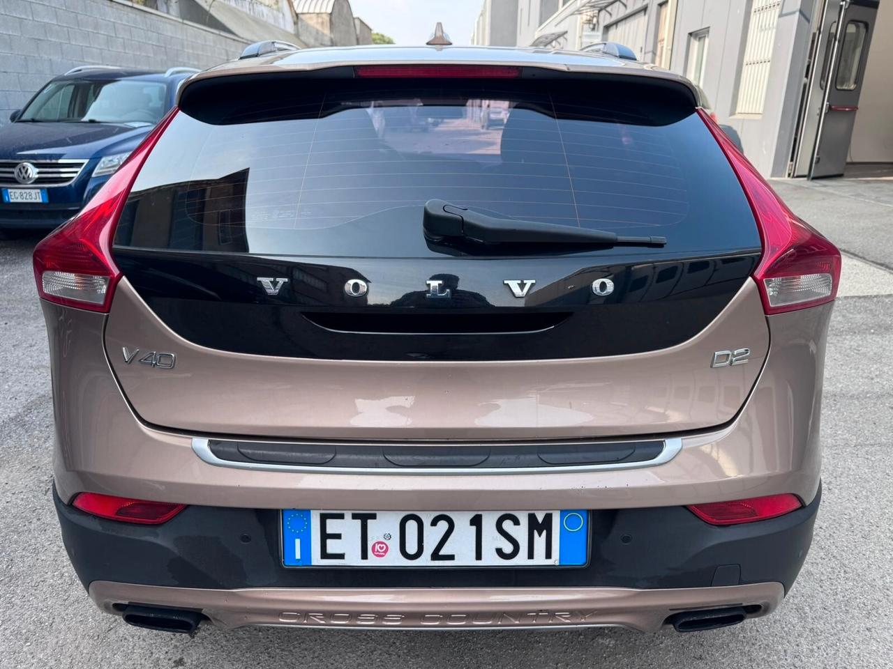 Volvo V40 Cross Country D2 1.6 Summum*EURO5B*NEOPATENTATI