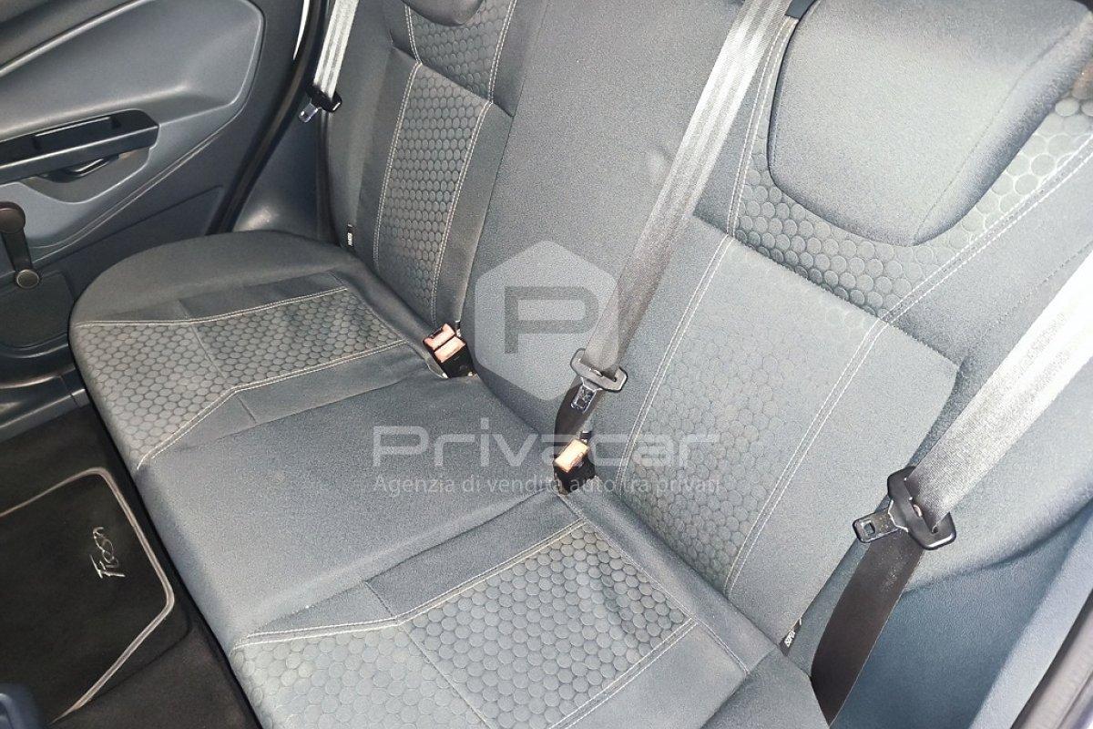 FORD Fiesta 1.4 TDCi 68CV 5 porte Titanium