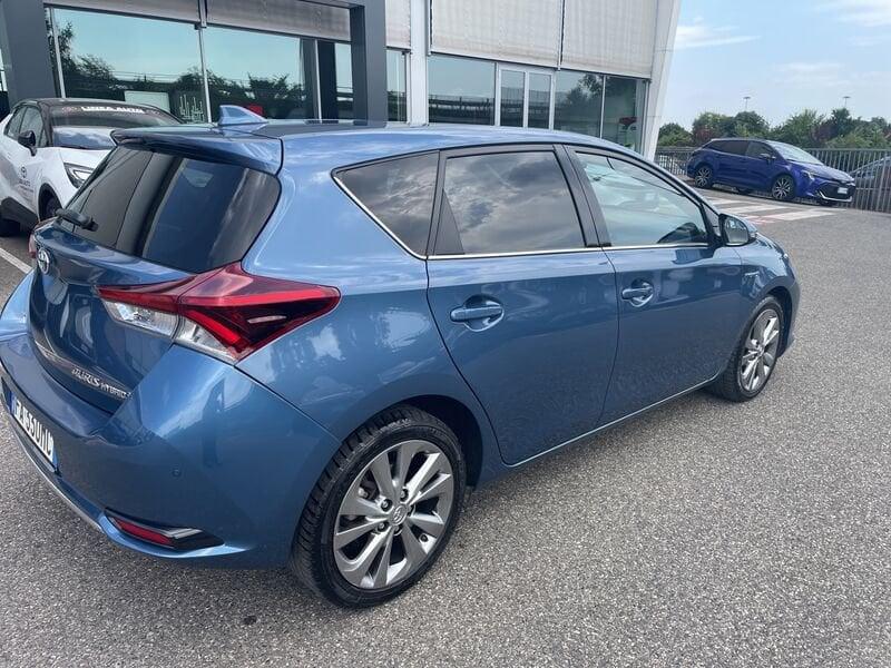 Toyota Auris 1.8 Hybrid Lounge