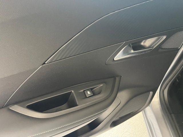 PEUGEOT 2008 PureTech 100 S&S Allure
