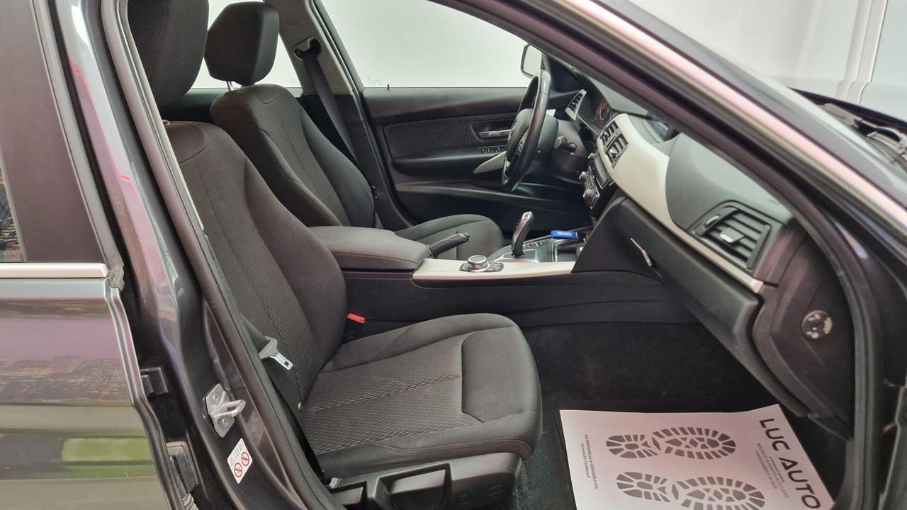 Bmw 318 318d Touring Business Advantage aut.