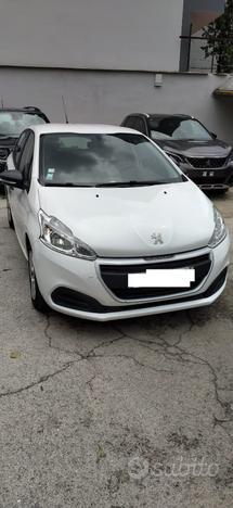 PEUGEOT 208 BlueHDi 100 CV 5 porte Active