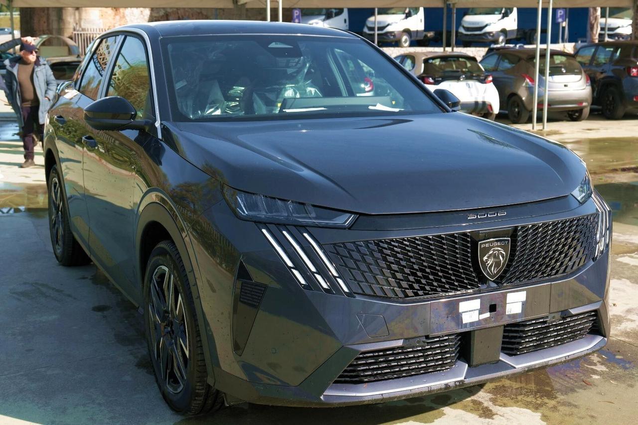 Peugeot 3008 Plug-in Hybrid 195 e-DCS7 Allure