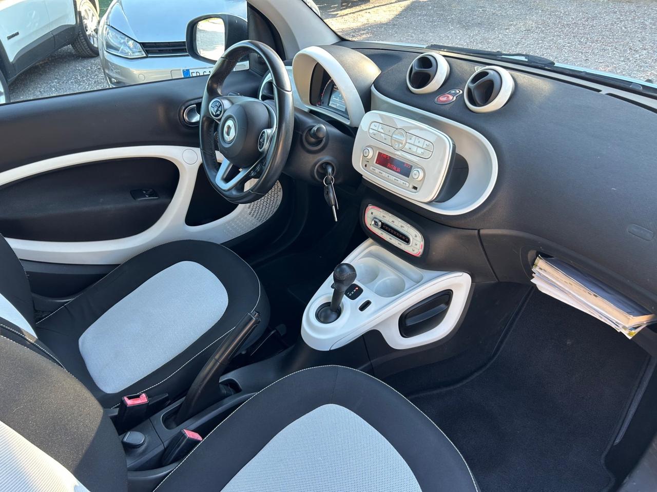 Smart ForTwo 70 1.0 twinamic Prime neopatentati permute