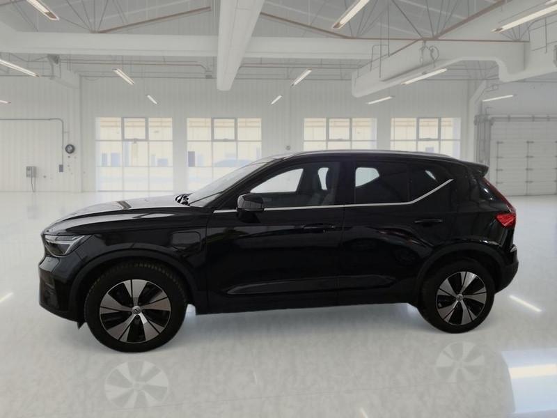 VOLVO XC40 T4 RECHARGE PLUG-IN AUTO CORE SUV