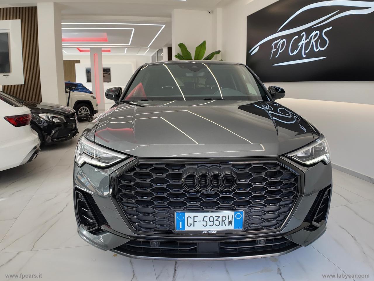 AUDI Q3 35 TDI S tronic S line edit. IDENTITY BLACK