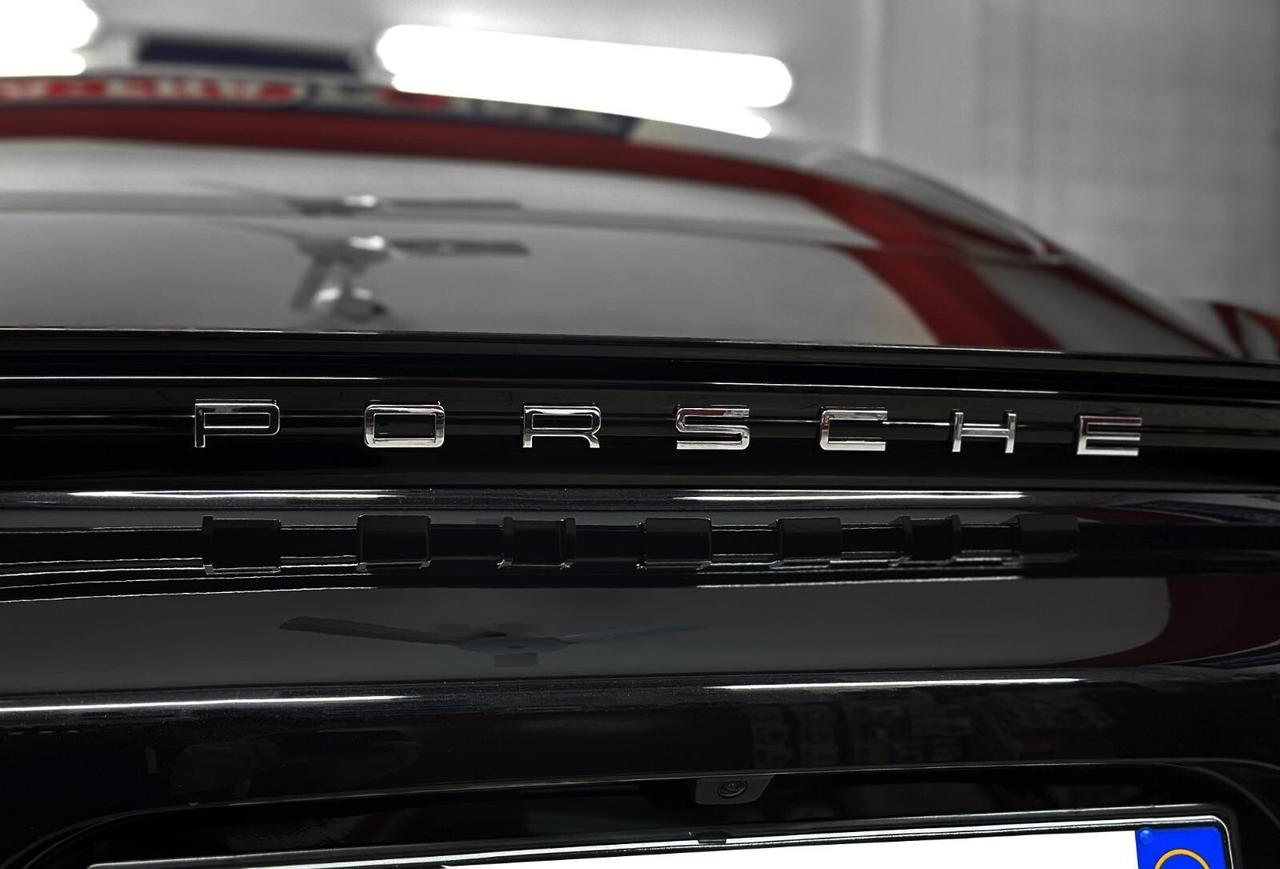 Porsche 718 Spyder Cayman 2.0 T PDK