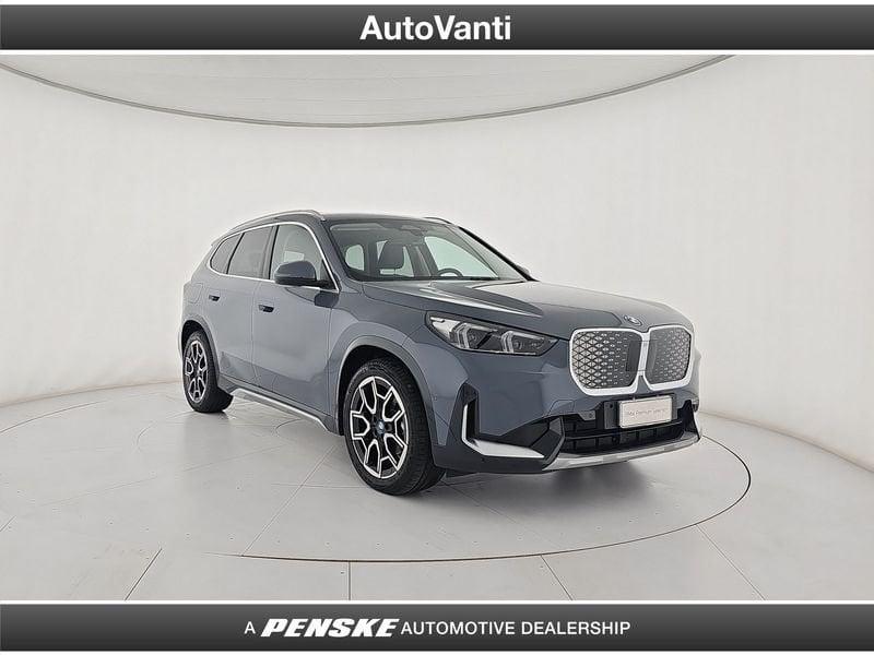 BMW X1 iX1 edrive 20 X-Line
