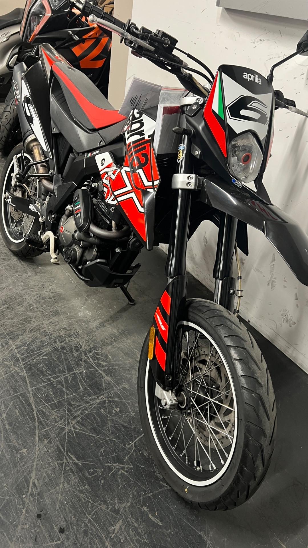 Aprilia SX 125 SUPER MOTARD