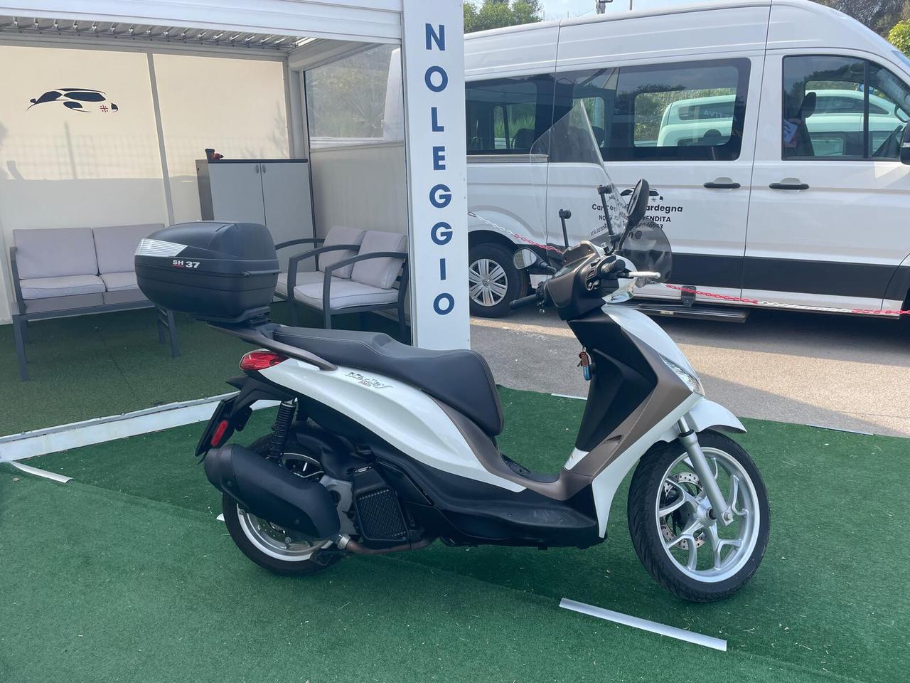Piaggio Medley 125