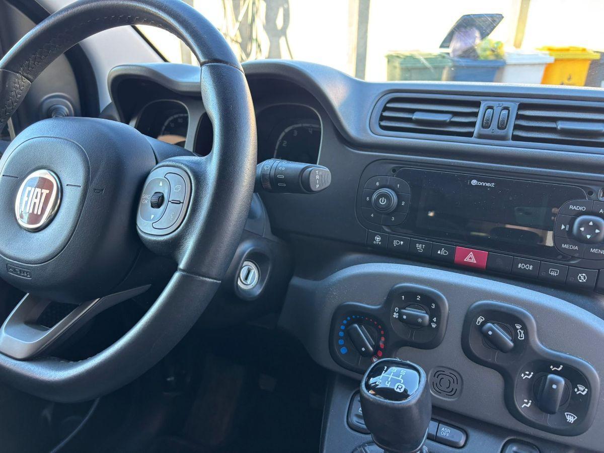FIAT Panda 1.2 Lounge 5 posti