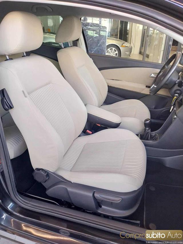 VOLKSWAGEN Polo 1.4 3 porte R-Line (Garanzia 12 Mesi)
