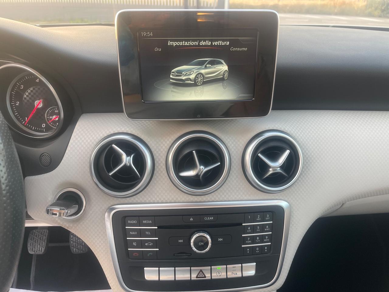 MERCEDES A 180 CDI 110CV SPORT EDITION FULL MY17