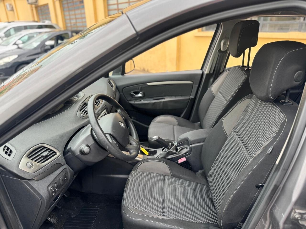 Renault Scenic XMod 4x4 2014 1.5 Diesel SOLI 76.000 KM