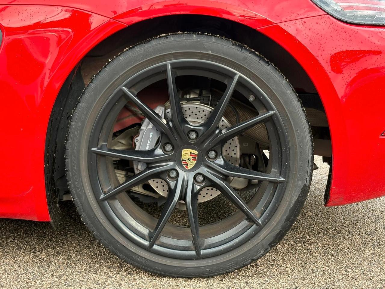 Porsche Cayman 718 2.0 300cv