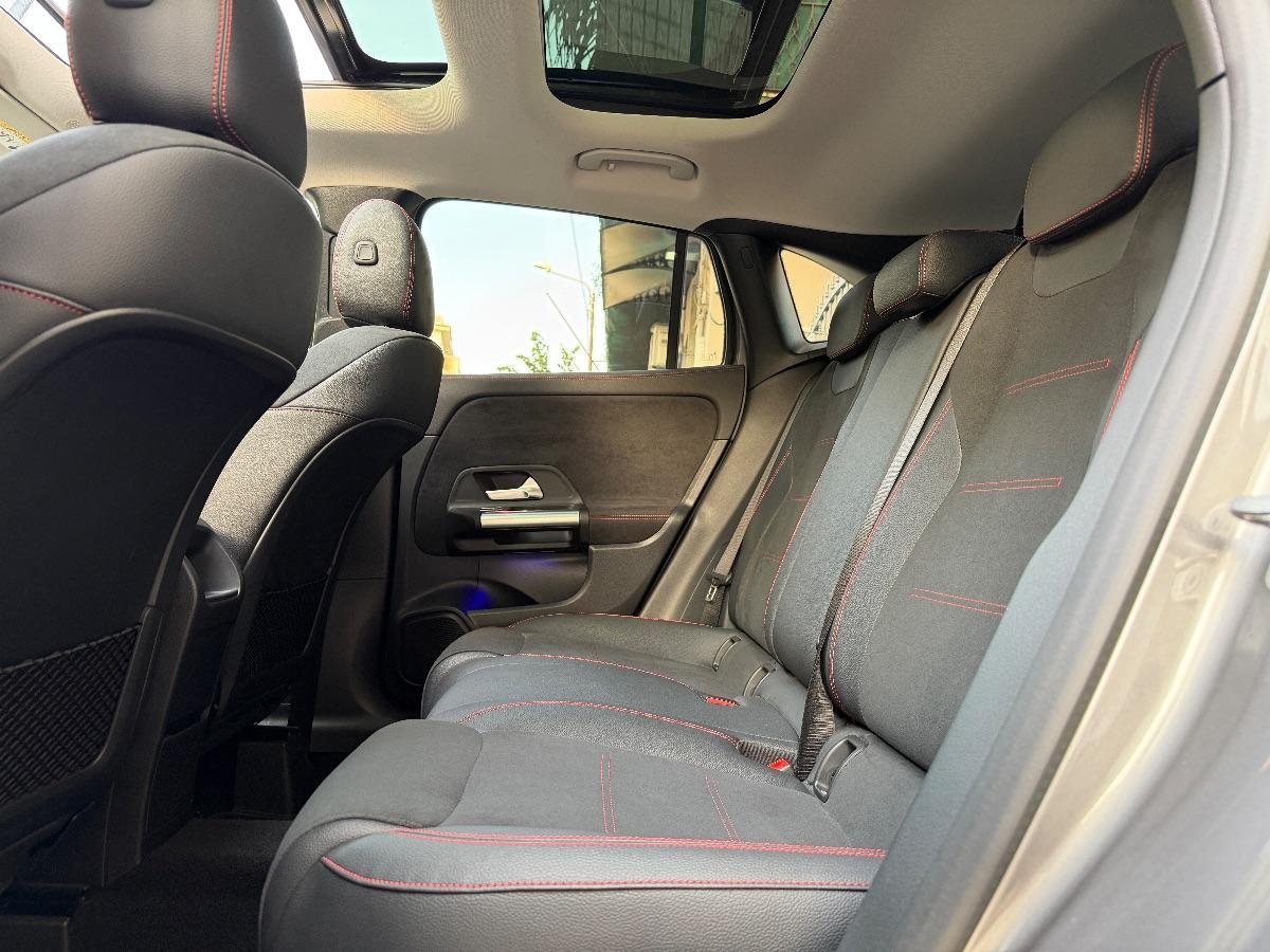 Mercedes GLA 200d 4Matic Premium AMG Night Edition