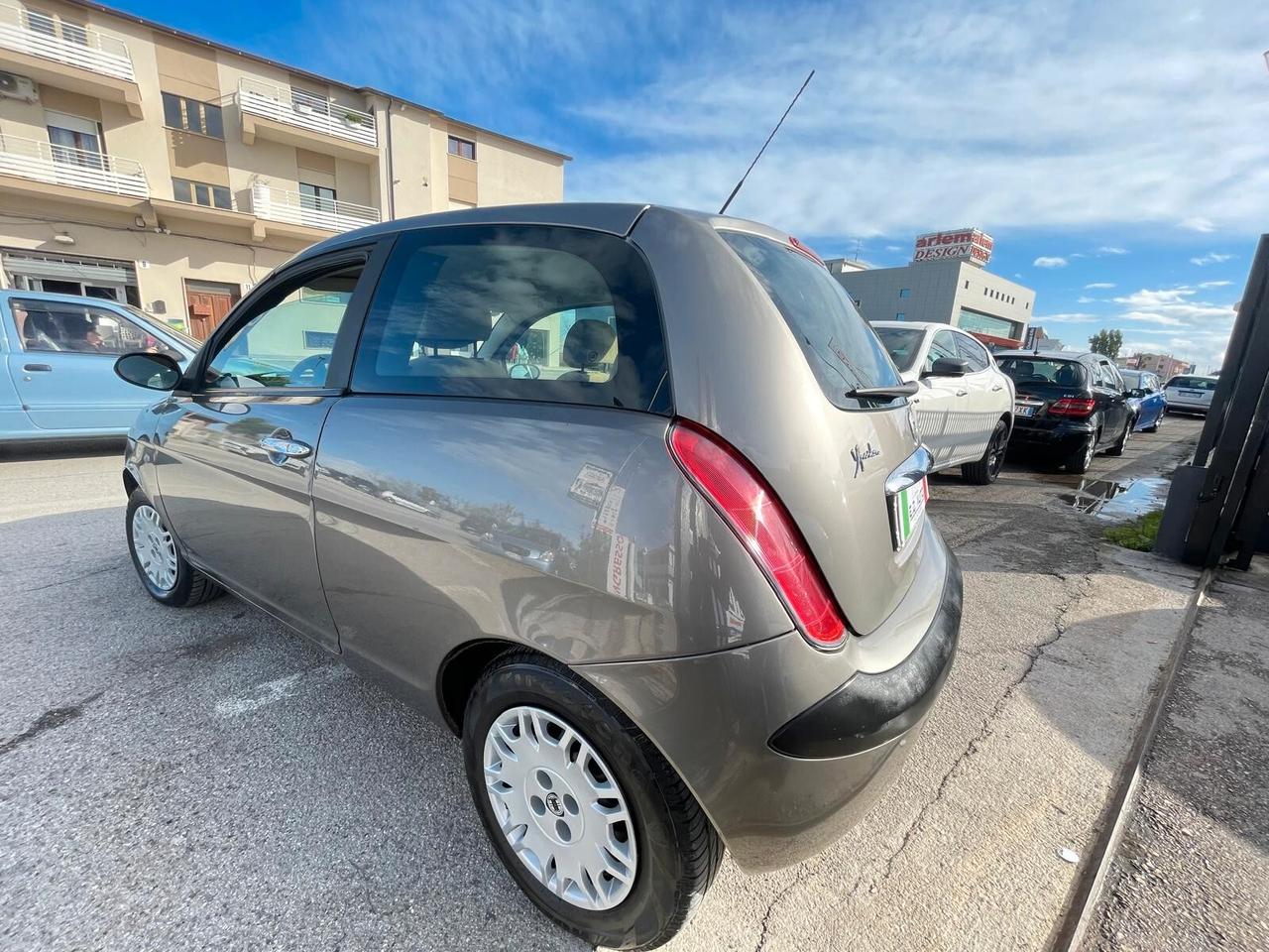 Lancia Ypsilon 1.3 Multijet 16V Platino