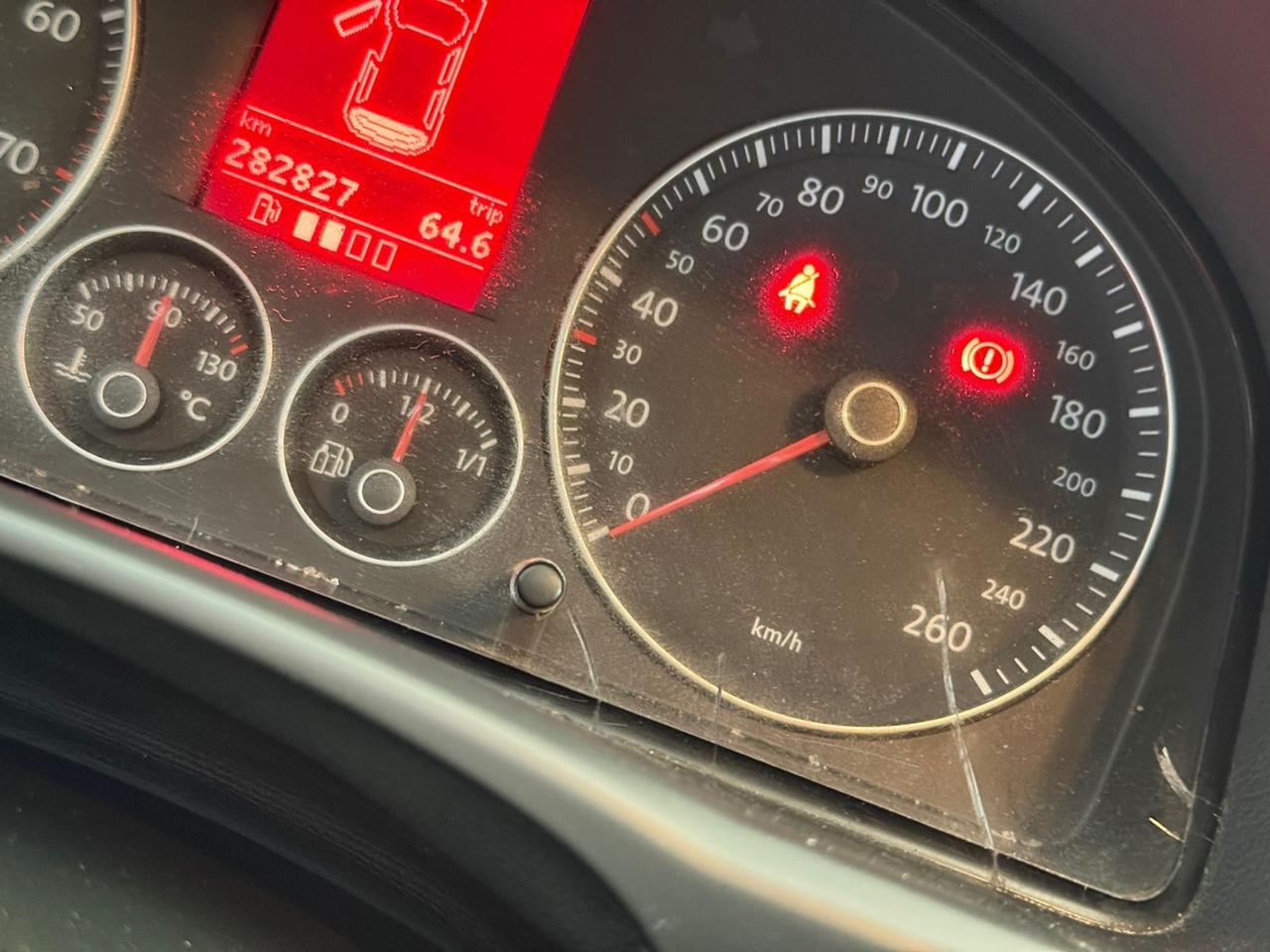 Volkswagen Touran 2.0 Conceptline Ecofuel