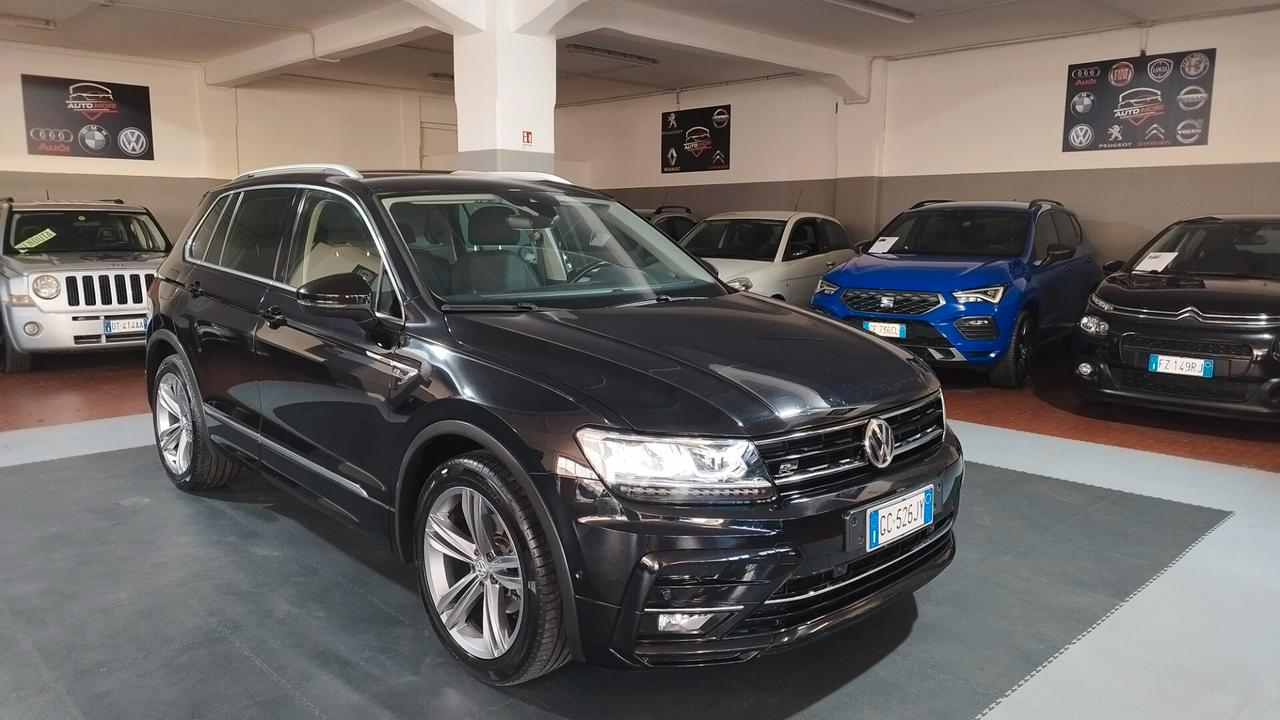 Volkswagen Tiguan 2.0 TDI 150 CV SCR DSG R-Line